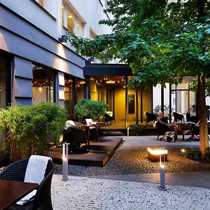 https://three-crowns-hotel.praguehotelsweb.com